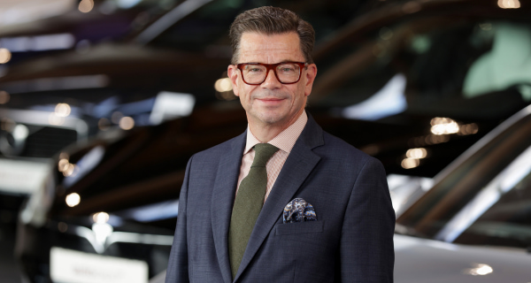 Michael Orth, Deutsche Leasing Mitglied der Geschäftsleitung (Betrieb & Asset Steuerung) Michael Orth, Deutsche Leasing Mitglied der Geschäftsleitung (Betrieb & Asset Steuerung)