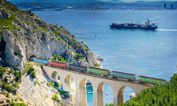 Large properties for transport and logistics sector Large properties for transport and logistics sector