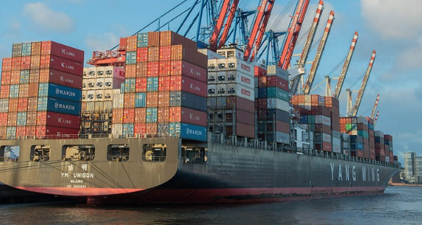 Play it safe: Export financing with ECA  Play it safe: Export financing with ECA