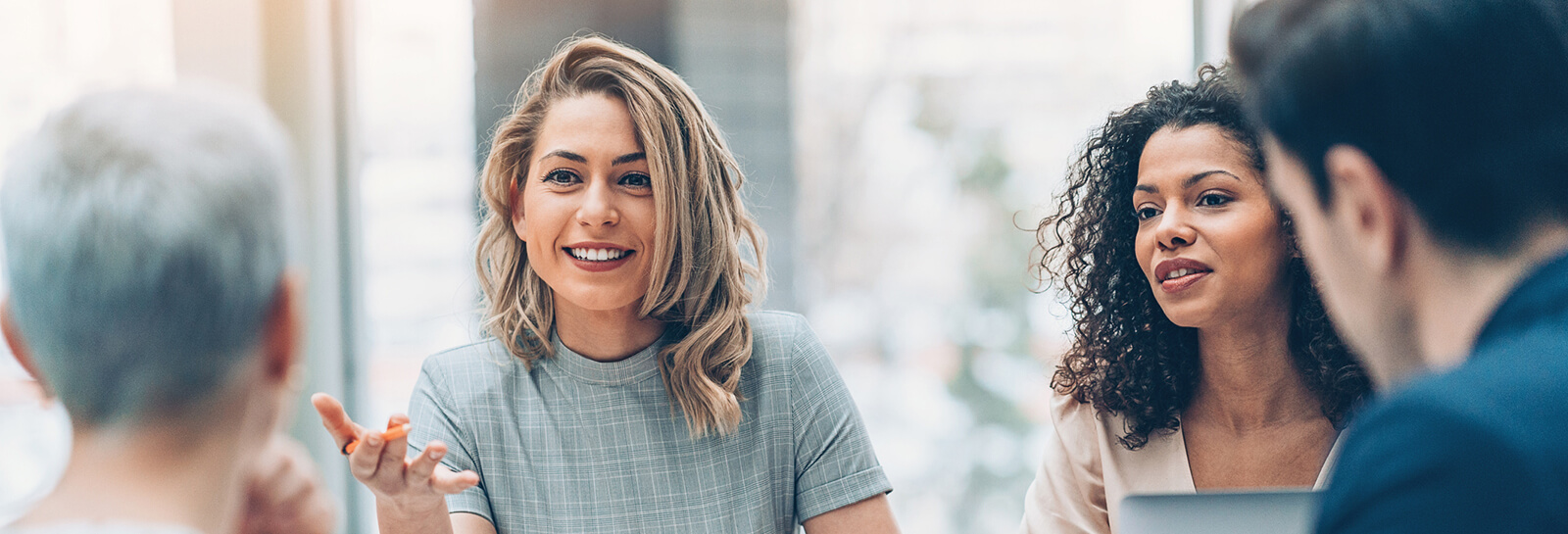 Invest abroad German Desk Managers advise you on investments abroad