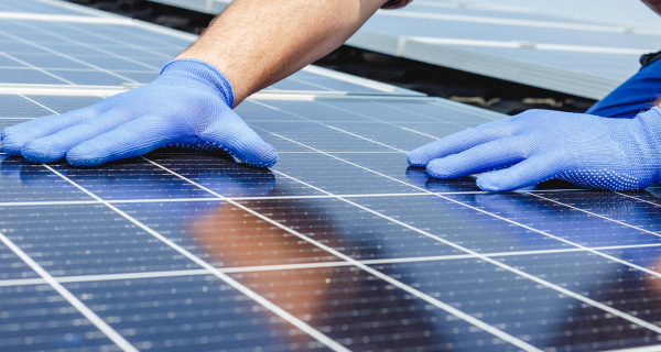 Warum Photovoltaik zum Muss für Unternehmen wird