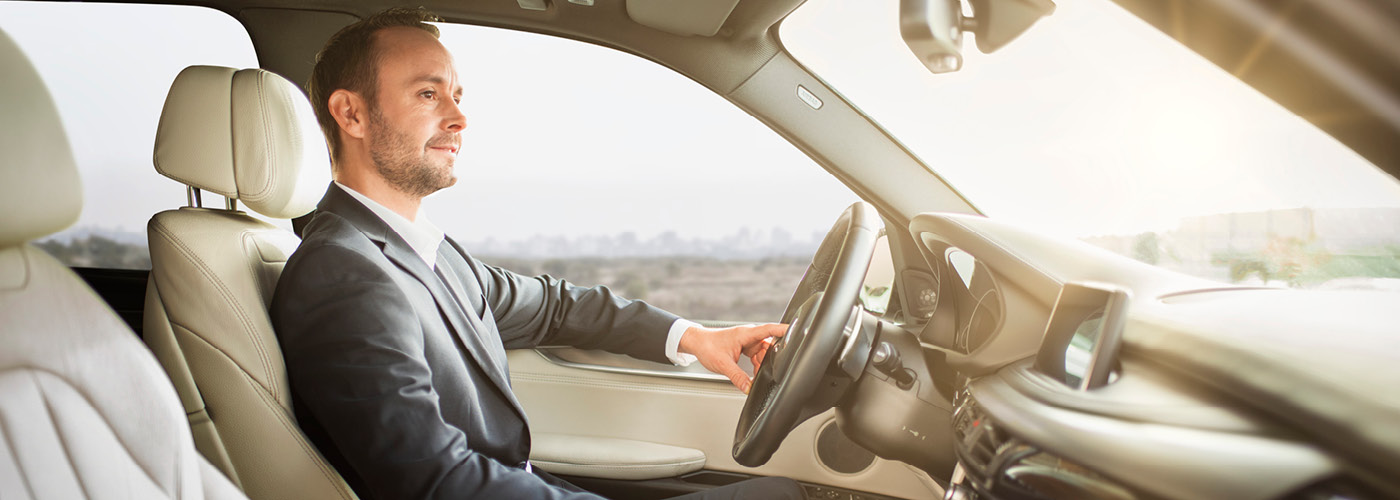 Kraftstoffmanagement_Trenner_03_1400x500.jpg Kraftstoffmanagement_Trenner_03_1400x500.jpg