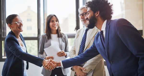 Die große Kredit-Wende Wie Unternehmen teure Verbindlichkeiten ersetzen