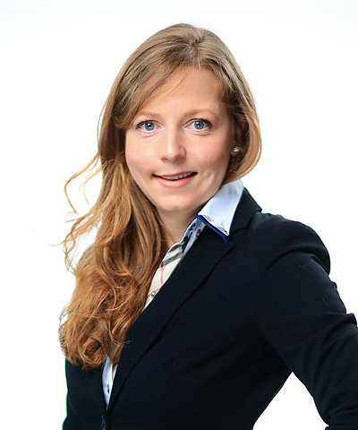 Svenja Buß, Deutsche Leasing